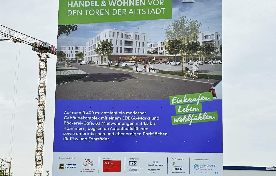 Bauschild steht: Greenman errichtet Handels- & Wohnkomplex in Dinkelsbühl