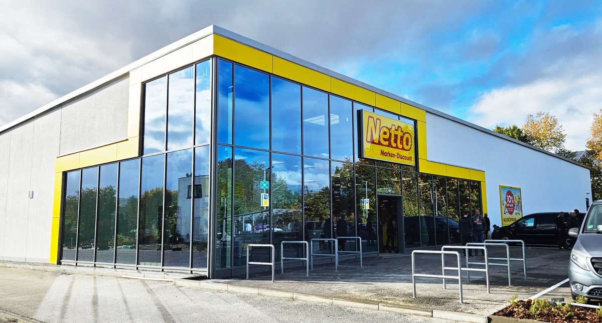 Netto Supermarkt in Kirkel-Limbach: Schoofs wertet Standort mit modernerer, größerer und nachhaltigerer Filiale auf